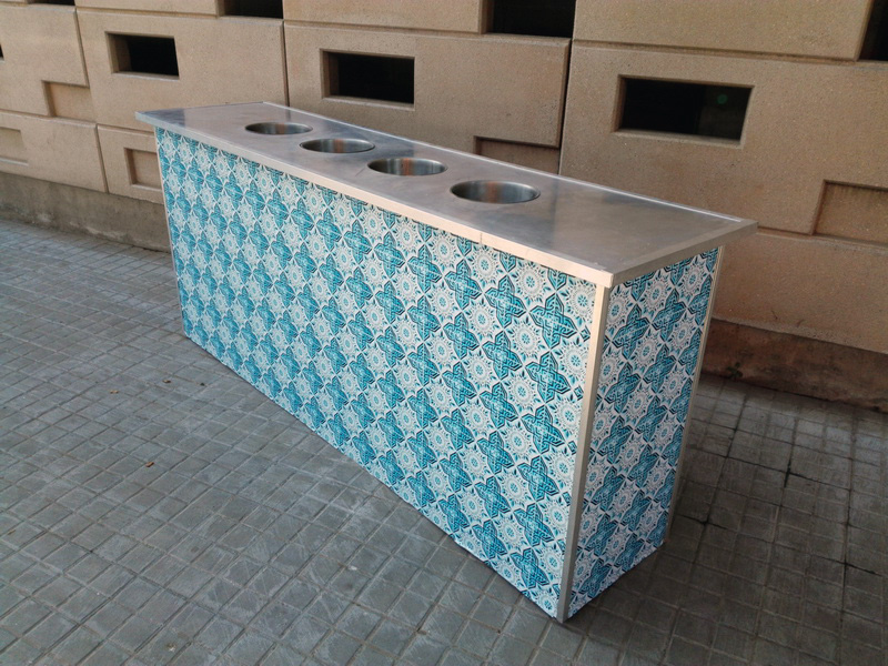 mostrador puesto helados turkia madera inox alum o24 104.5x240.5-230.5x60.5-50.5 (78eu.) 1u